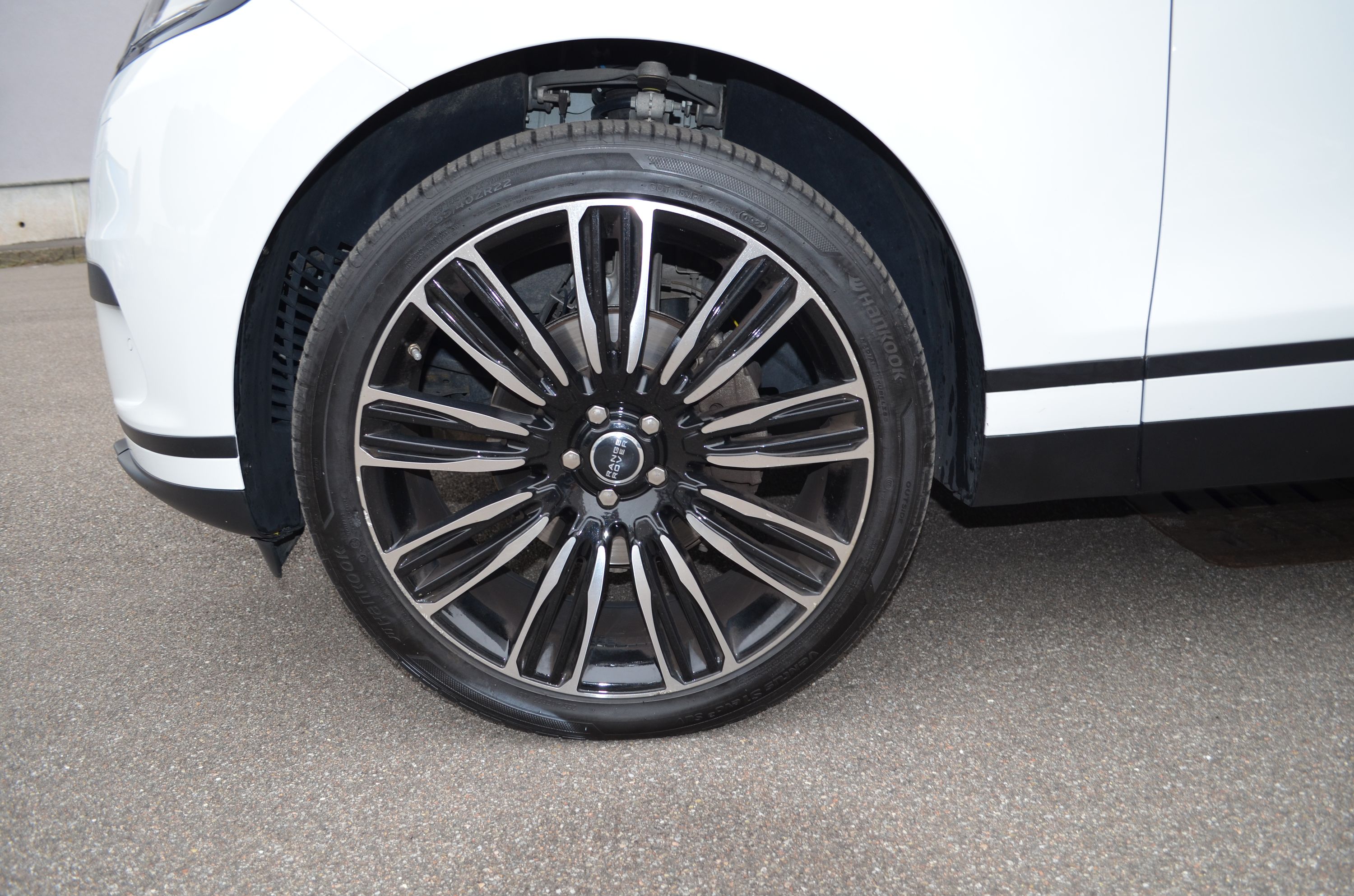 Land Rover Range Rover Velar 2.0 si4 HSE 250cv auto my19 2017 — foto 15