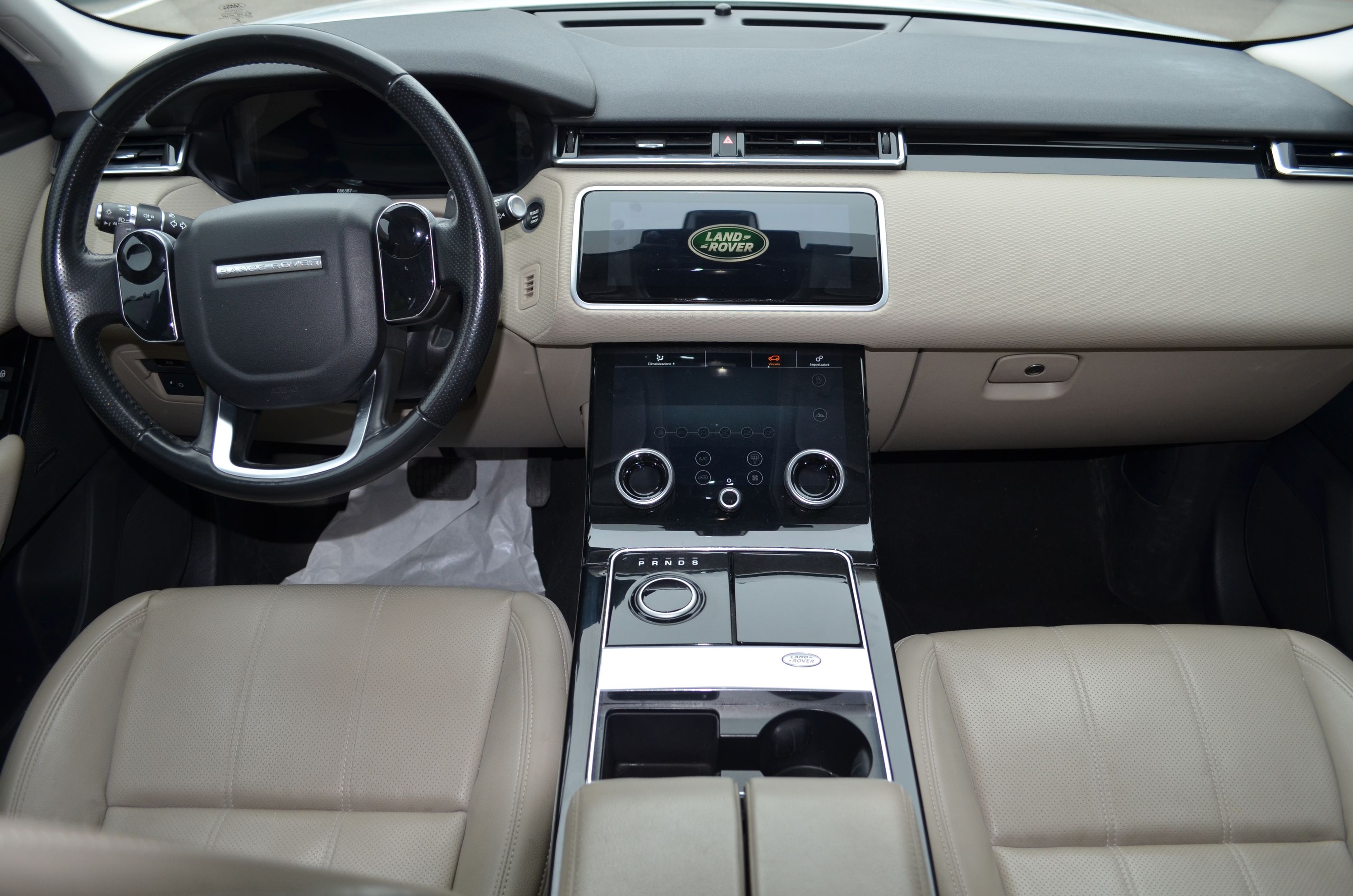 Land Rover Range Rover Velar 2.0 si4 HSE 250cv auto my19 2017 — foto 7