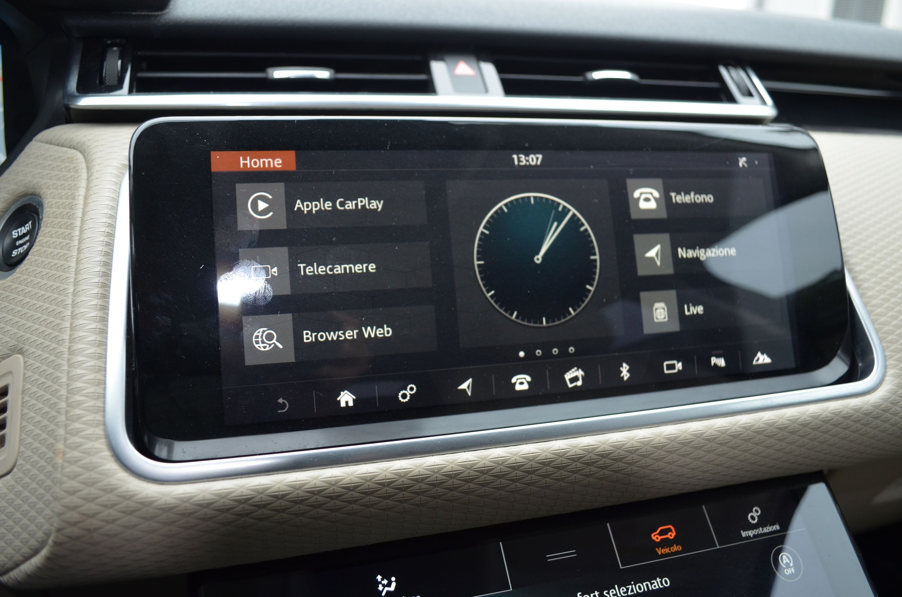 Land Rover Range Rover Velar 2.0 si4 HSE 250cv auto my19 2017 — foto 11