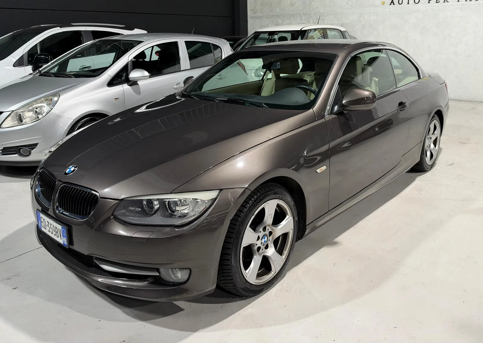 BMW 320i Cabrio Benzina Cambio Automatico 2010 — foto 3