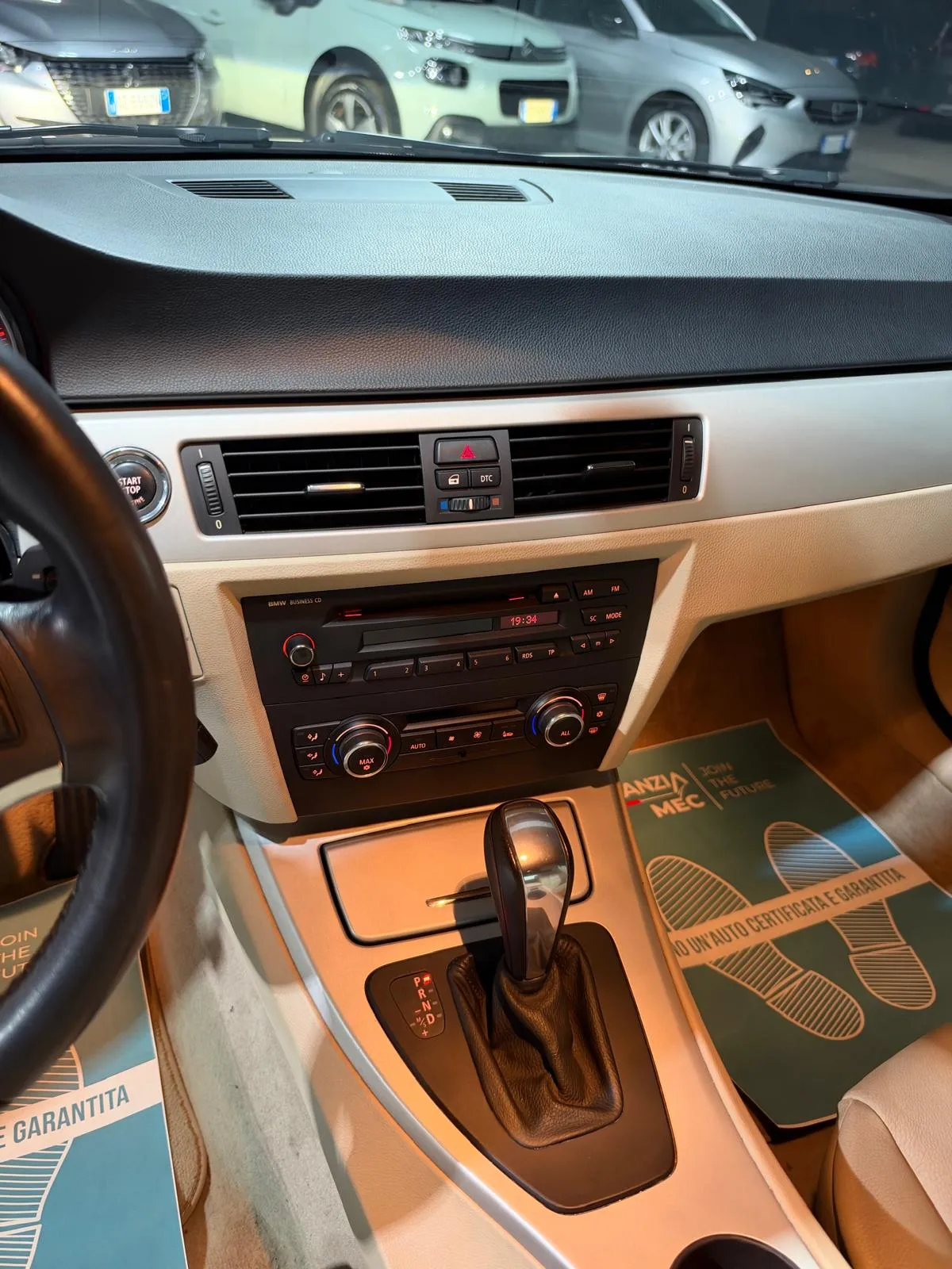BMW 320i Cabrio Benzina Cambio Automatico 2010 — foto 7
