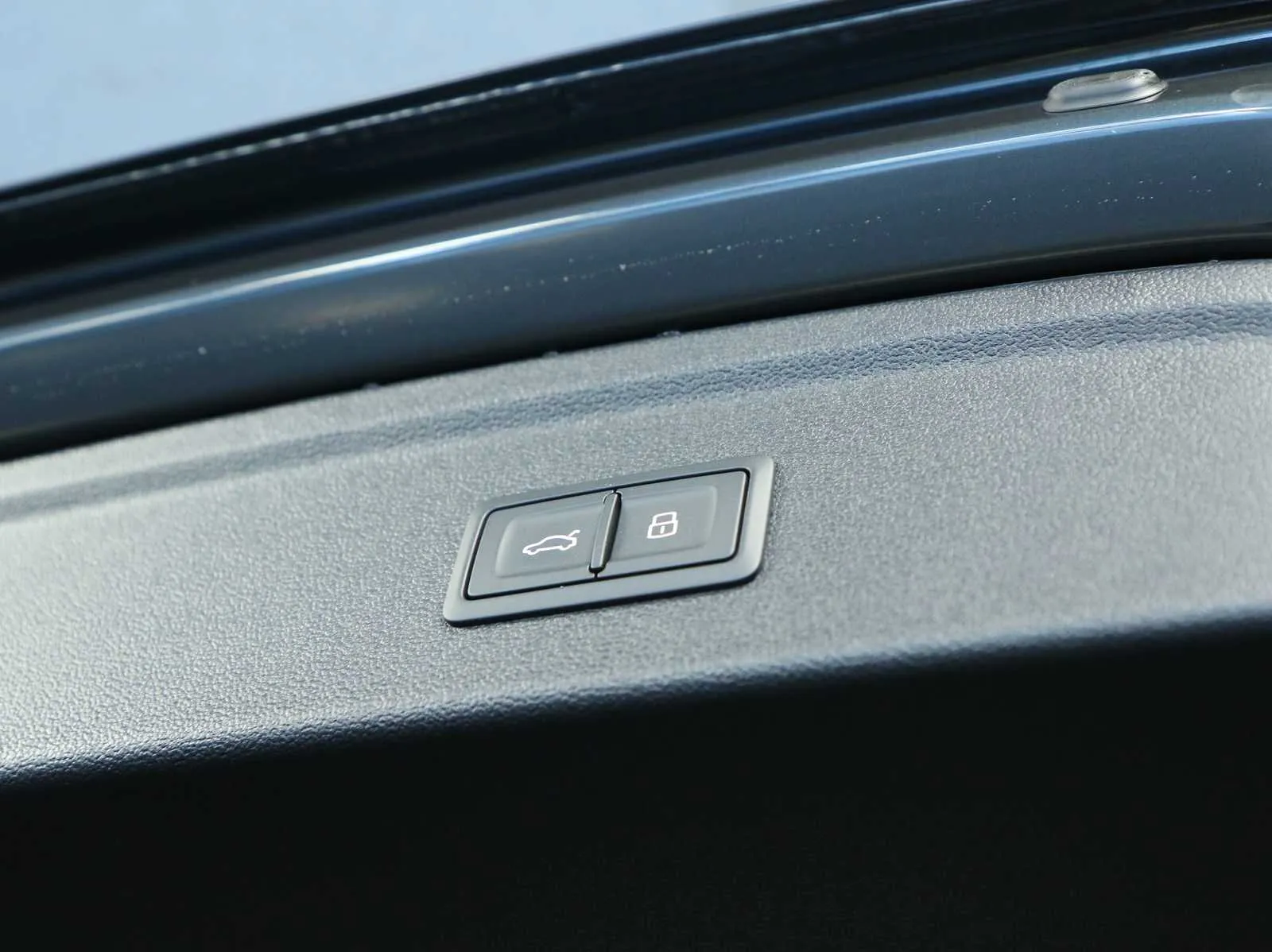 Audi A3 allstreet 2.0 tdi Identity Contrast 150cv s-tronic 2025 — foto 39