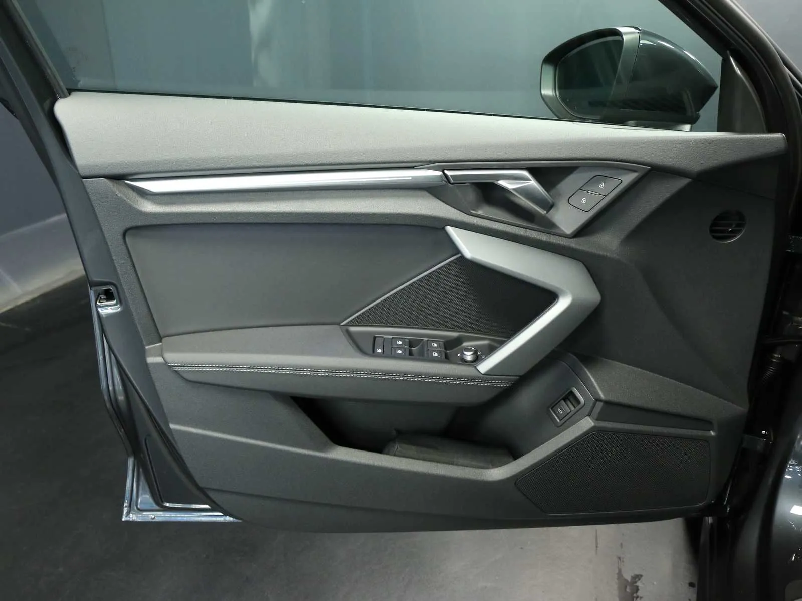 Audi A3 allstreet 2.0 tdi Identity Contrast 150cv s-tronic 2025 — foto 9