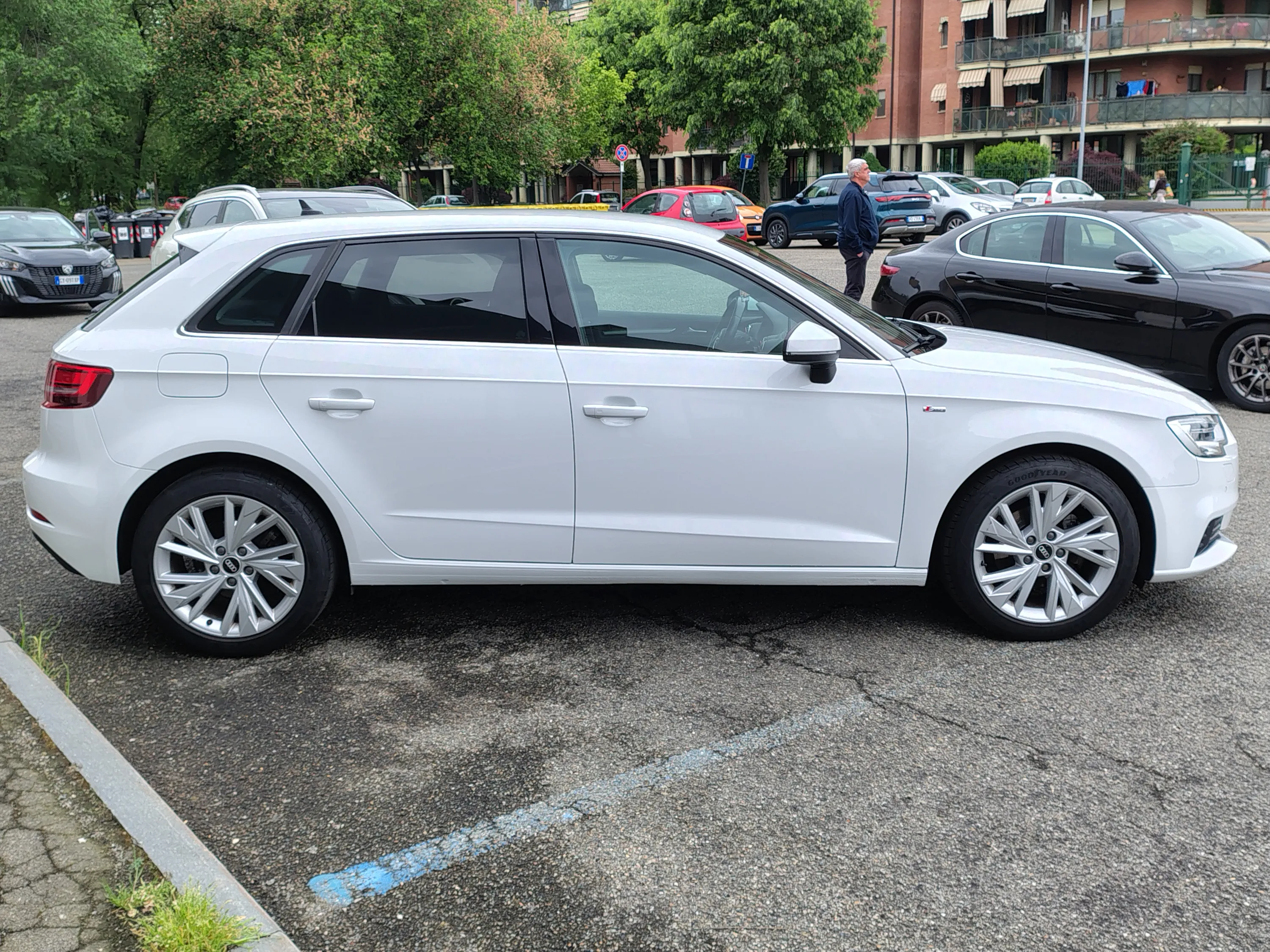 Audi A3 Sportback 30 1.5 g-tron Business 131cv s-tronic 2019 — foto 4
