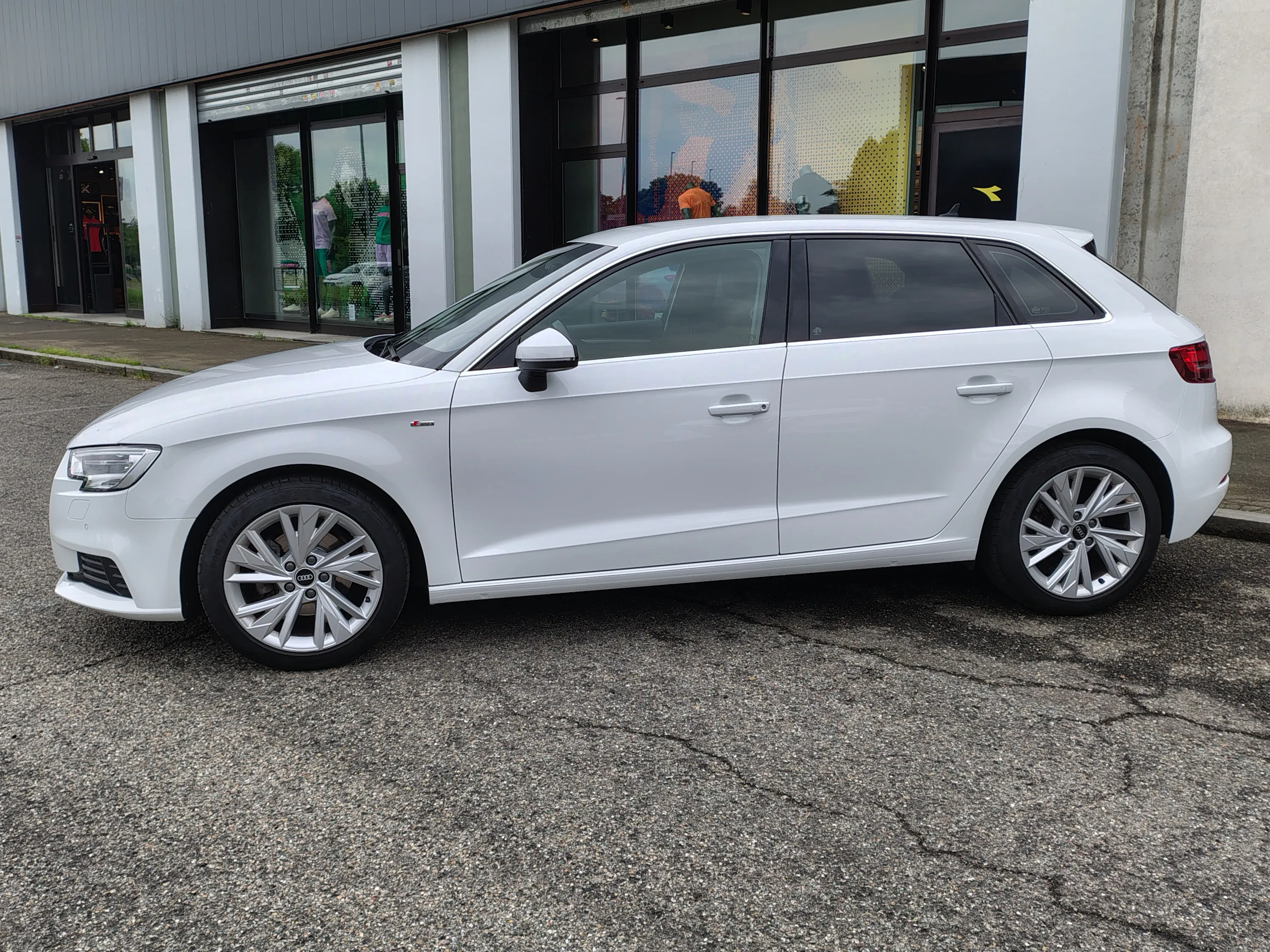 Audi A3 Sportback 30 1.5 g-tron Business 131cv s-tronic 2019 — foto 8