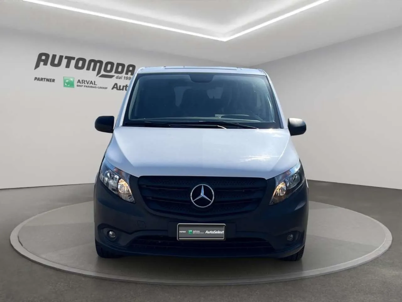 MERCEDES Vito Doppia cabina 6 posti furgone 2023 — foto 2