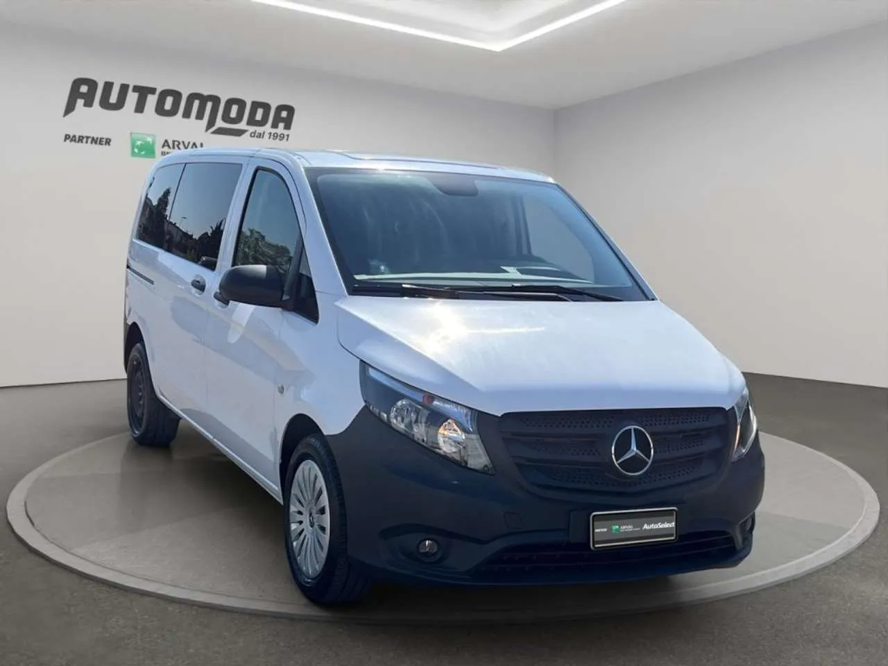 MERCEDES Vito Doppia cabina 6 posti furgone 2023 — foto 3
