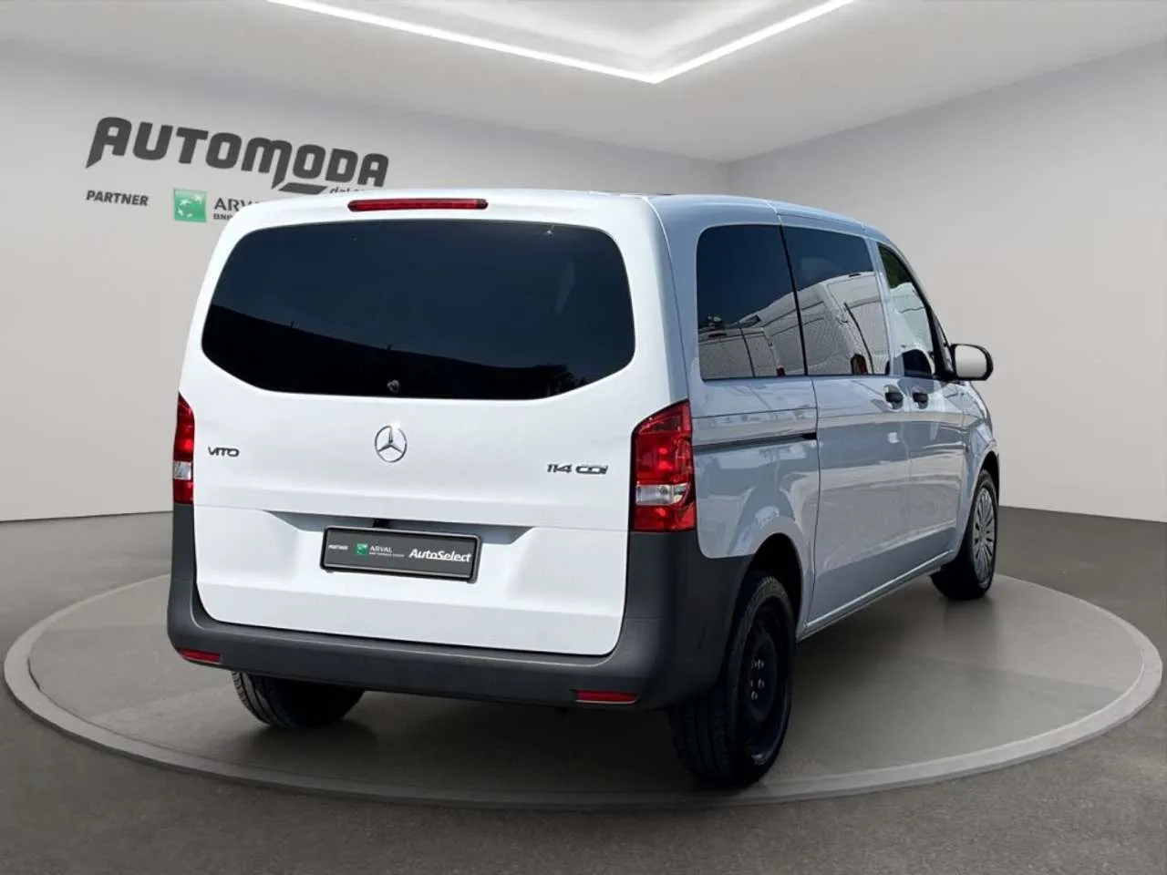 MERCEDES Vito Doppia cabina 6 posti furgone 2023 — foto 4