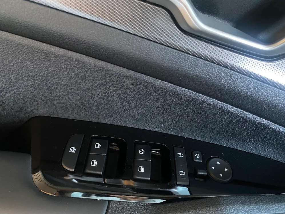Kia Sportage 1.6 tgdi hev Style auto 2WD 2022 — foto 21