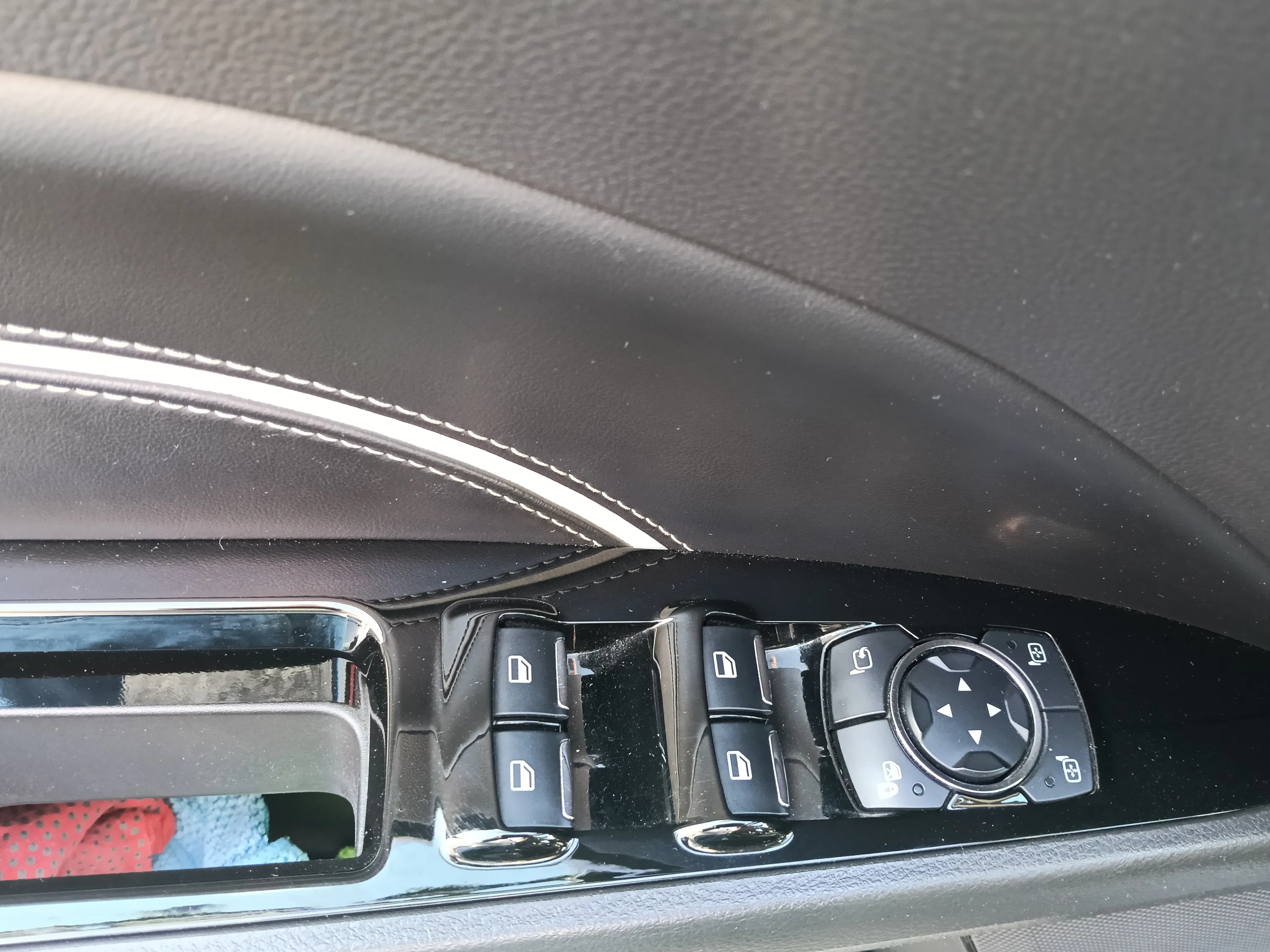 Ford Mondeo 4p 2.0 hybrid Vignale ecvt my18.75 2019 — foto 13