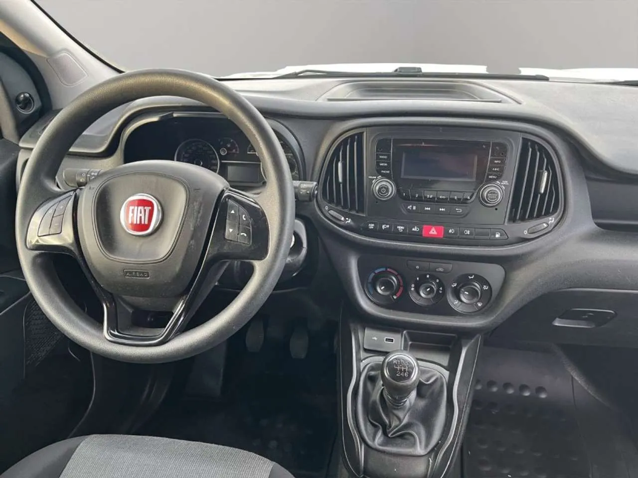 FIAT Doblo maxi 1.4T-Jet N.Power allestito 2019 — foto 10