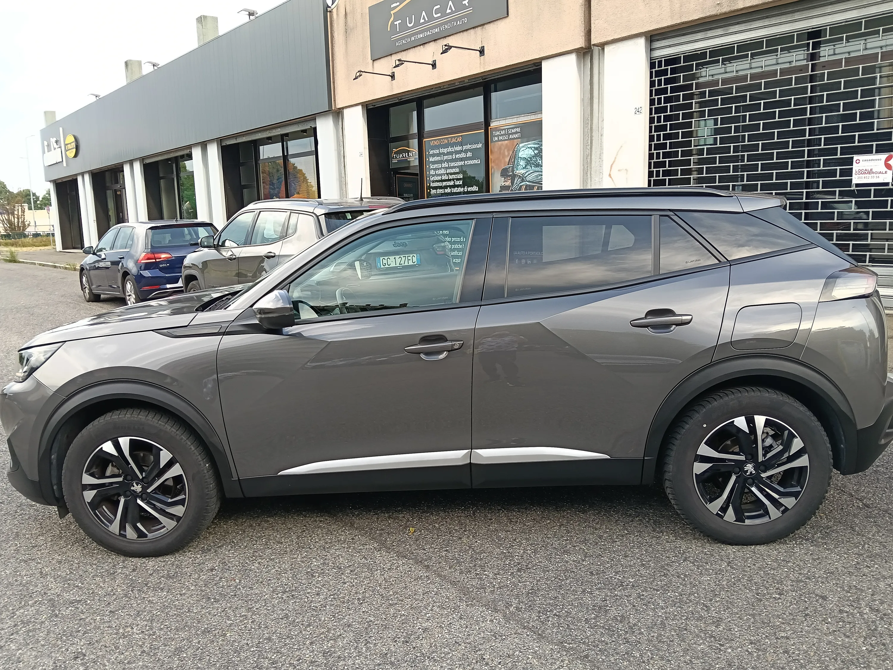 Peugeot 2008 1.2 puretech Allure Pack s&s 130cv eat8 2021 — foto 9