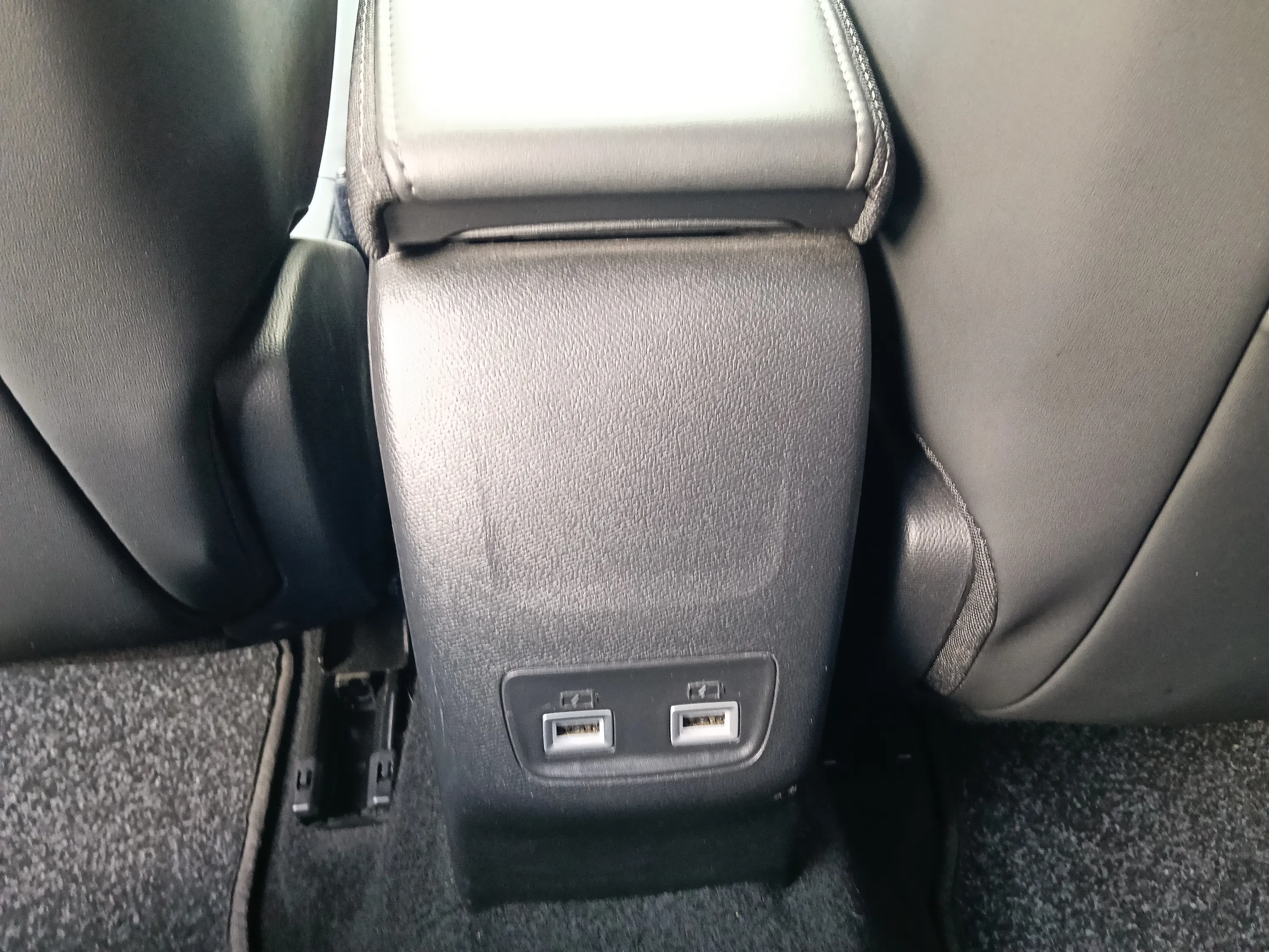 Peugeot 2008 1.2 puretech Allure Pack s&s 130cv eat8 2021 — foto 13