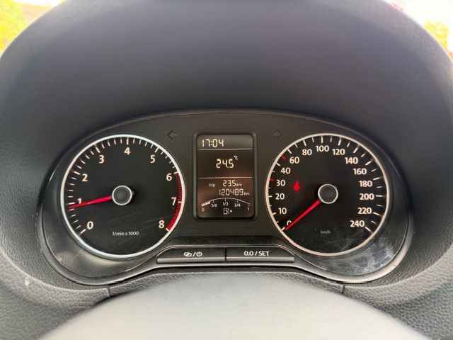 Volkswagen Polo 5p 1.2 Comfortline 70cv 2014 — foto 15