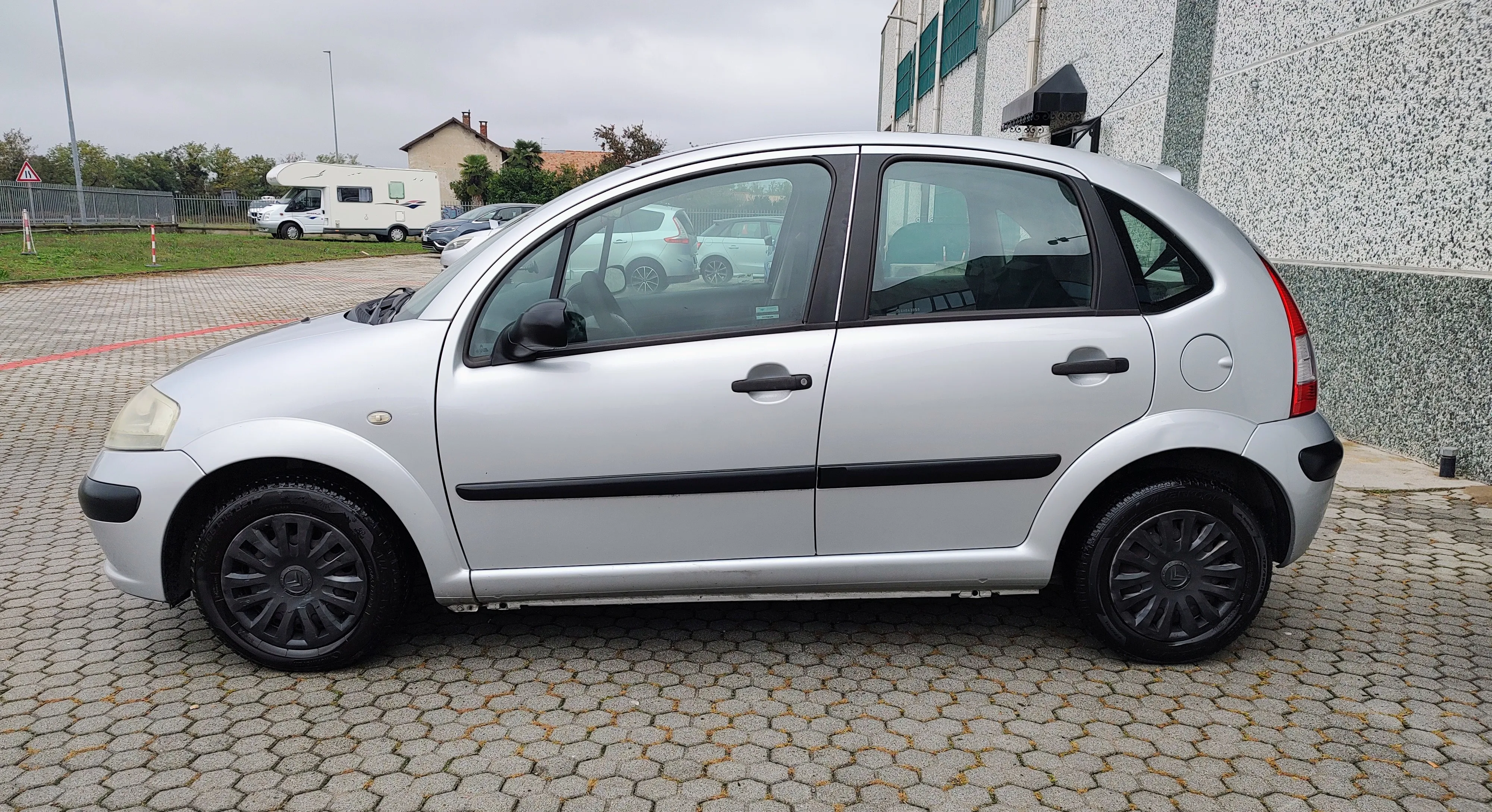 Citroen C3 1.1 Exclusive (exclusive style) 2009 — foto 2