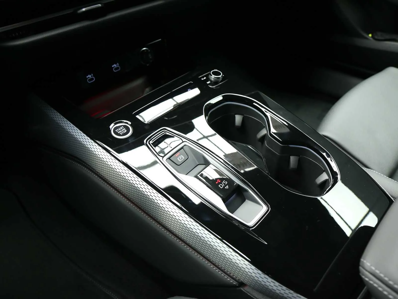Audi A5 Avant 2.0 tdi mhev+ S line edition 204cv s-tronic 2025 — foto 32