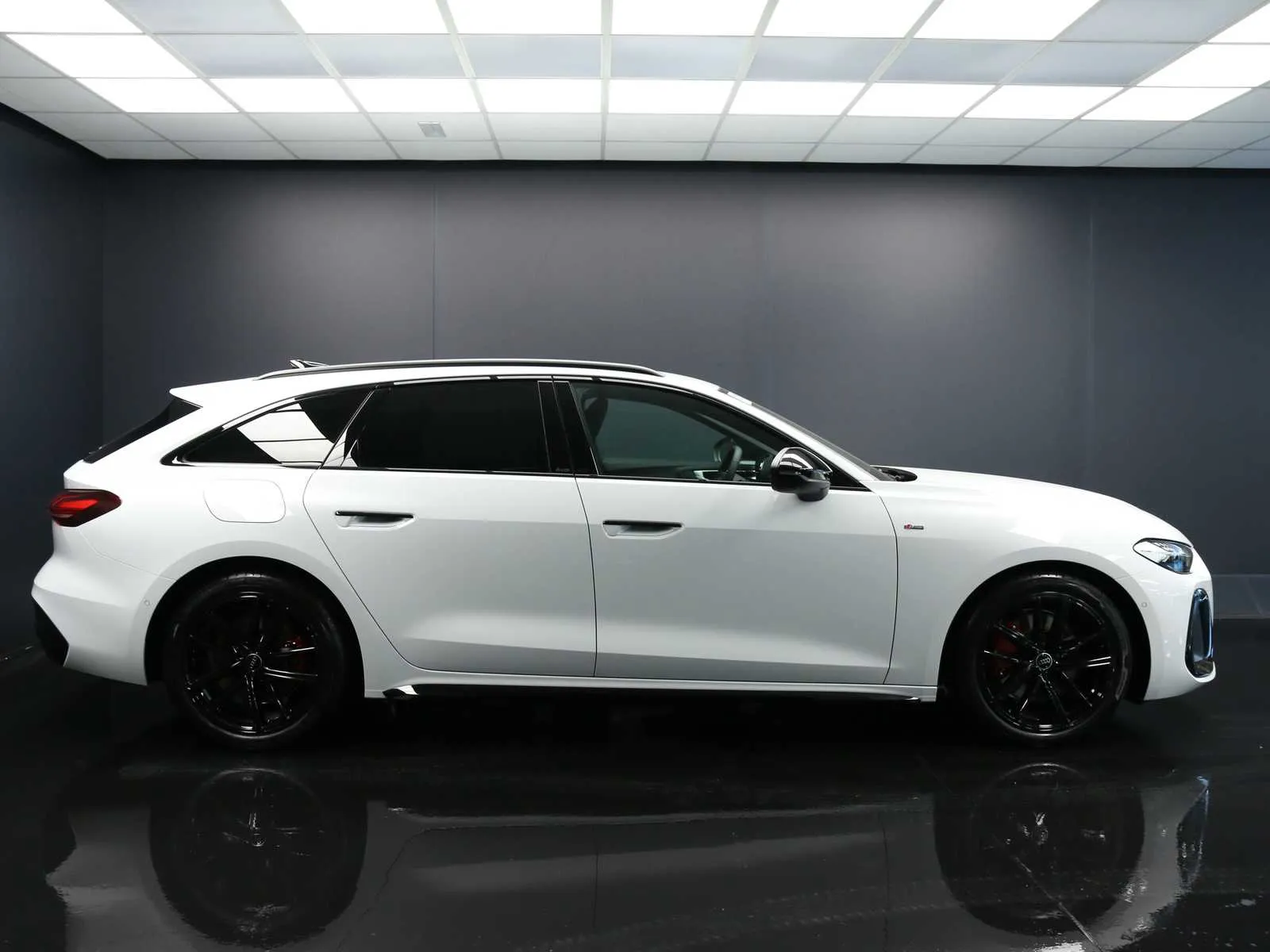 Audi A5 Avant 2.0 tdi mhev+ S line edition 204cv s-tronic 2025 — foto 4