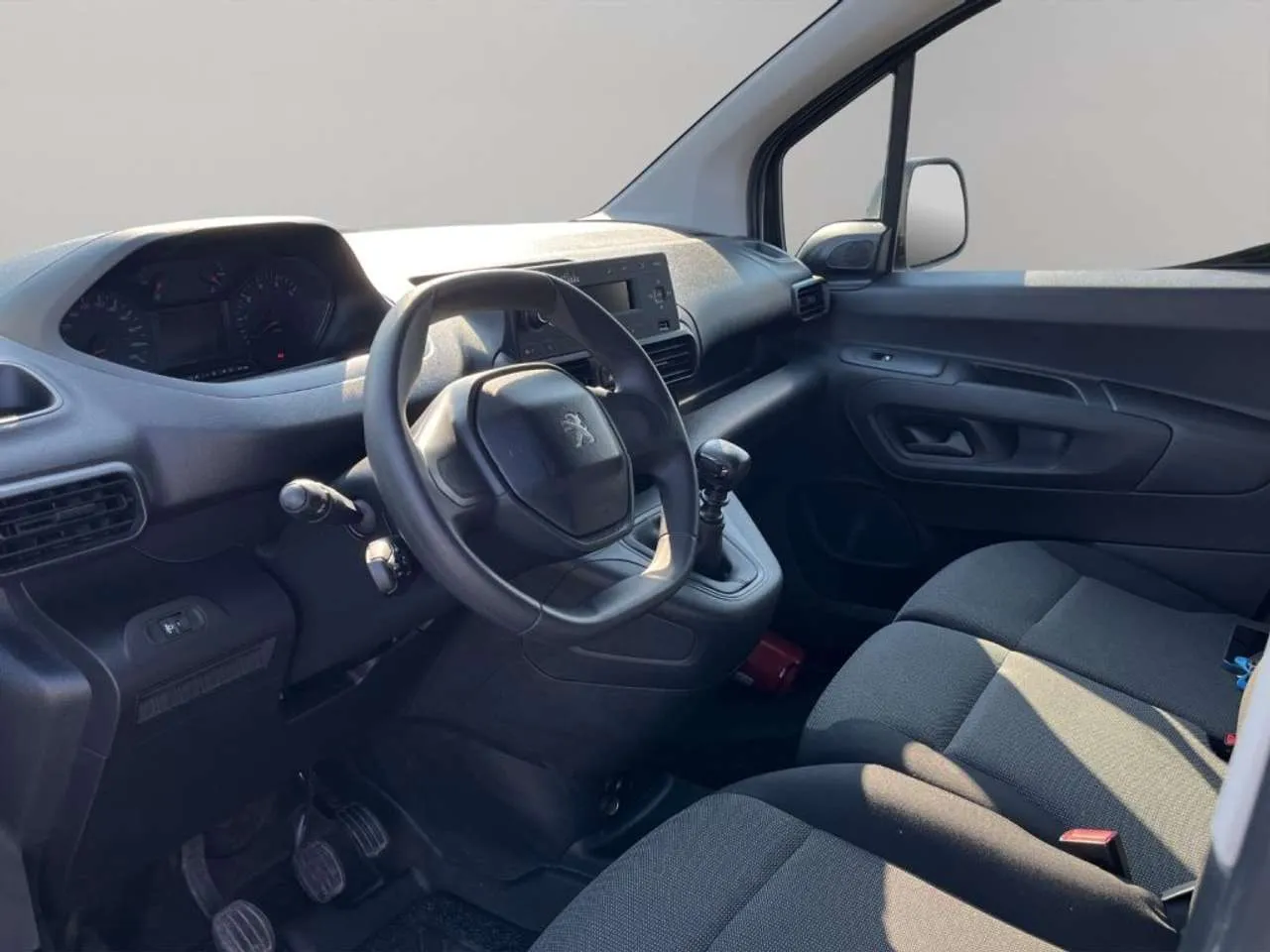 PEUGEOT Partner 100CV ALLESTITO 3 POSTI 2022 — foto 7