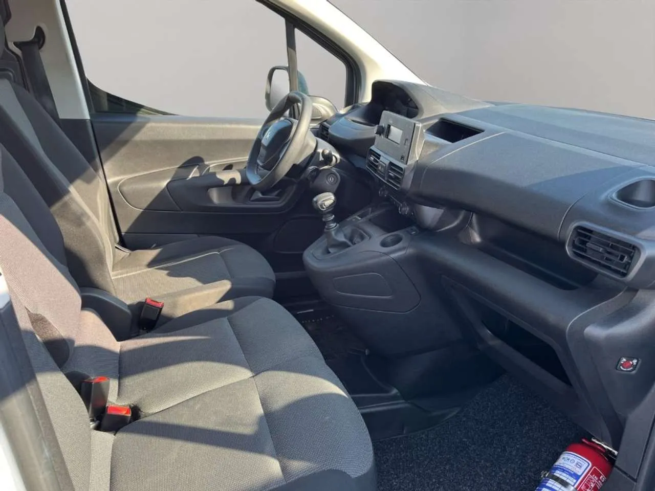 PEUGEOT Partner 100CV ALLESTITO 3 POSTI 2022 — foto 9