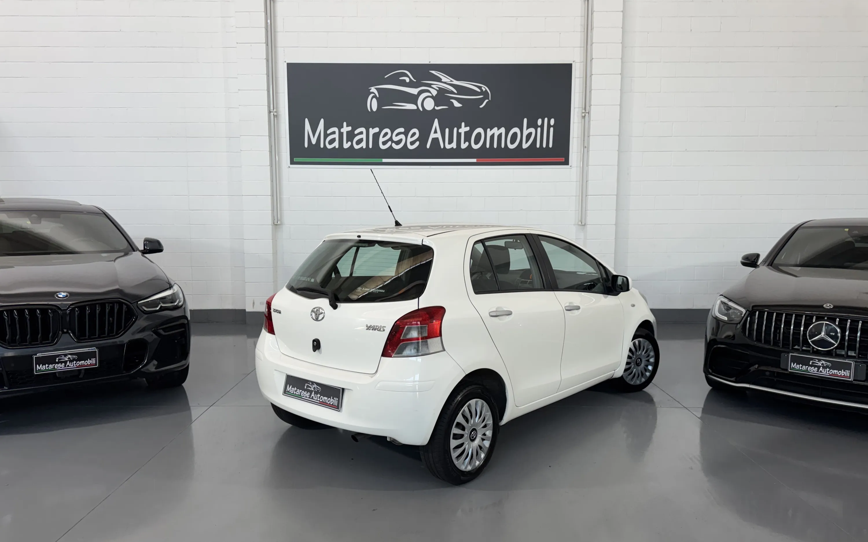 Toyota Yaris Sol 5p 1.3cc 100cv OK Neopatentati Automatica 2011 — foto 7