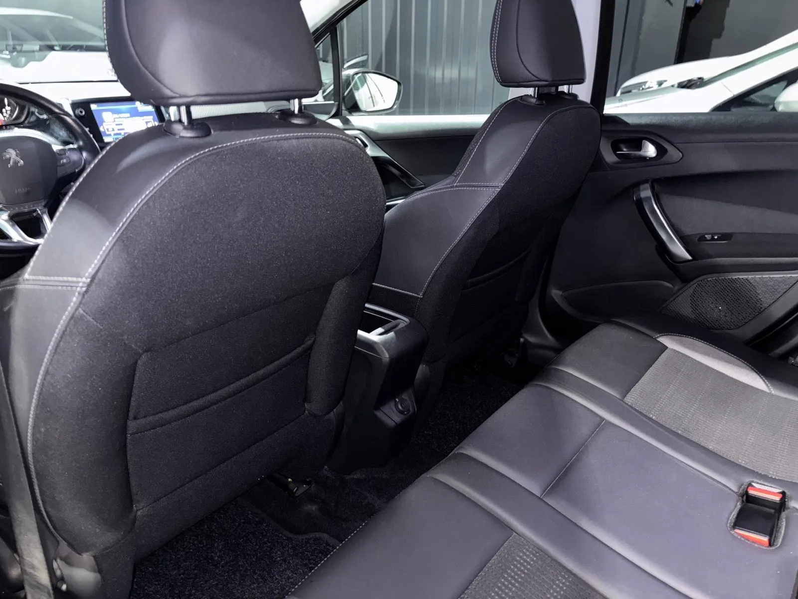 Peugeot 2008 Diesel Neopatentati 2018 — foto 14
