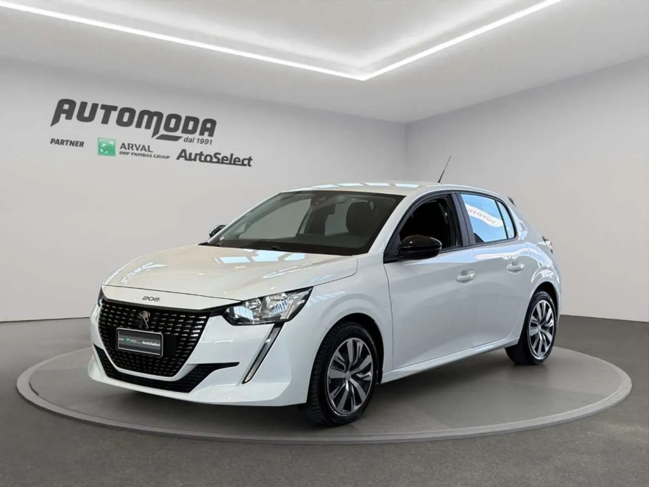 Peugeot 208 1.5 DIESEL KM 0