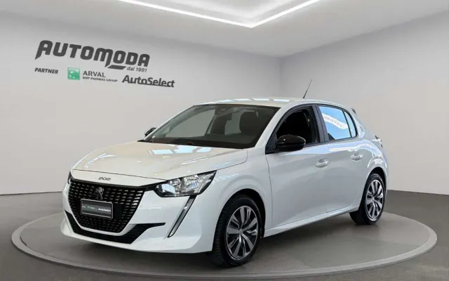 Peugeot 208 1.5 DIESEL KM 0