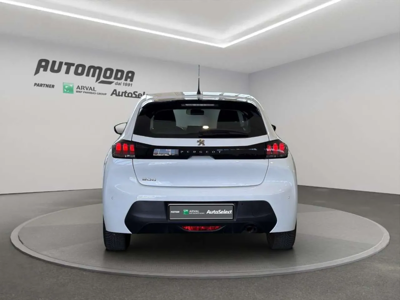 Peugeot 208 1.5 DIESEL KM 0 2023 — foto 5