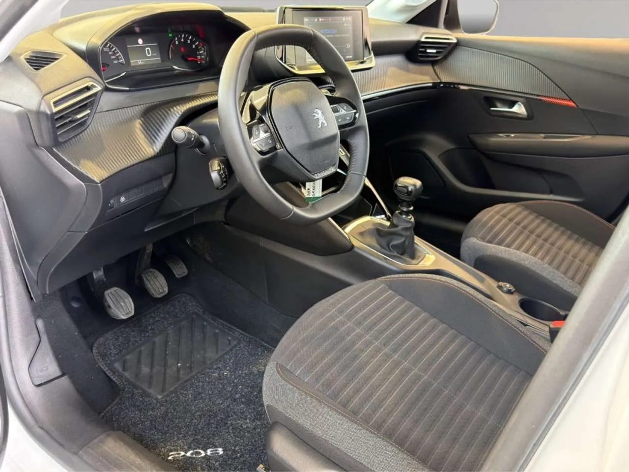 Peugeot 208 1.5 DIESEL KM 0 2023 — foto 7
