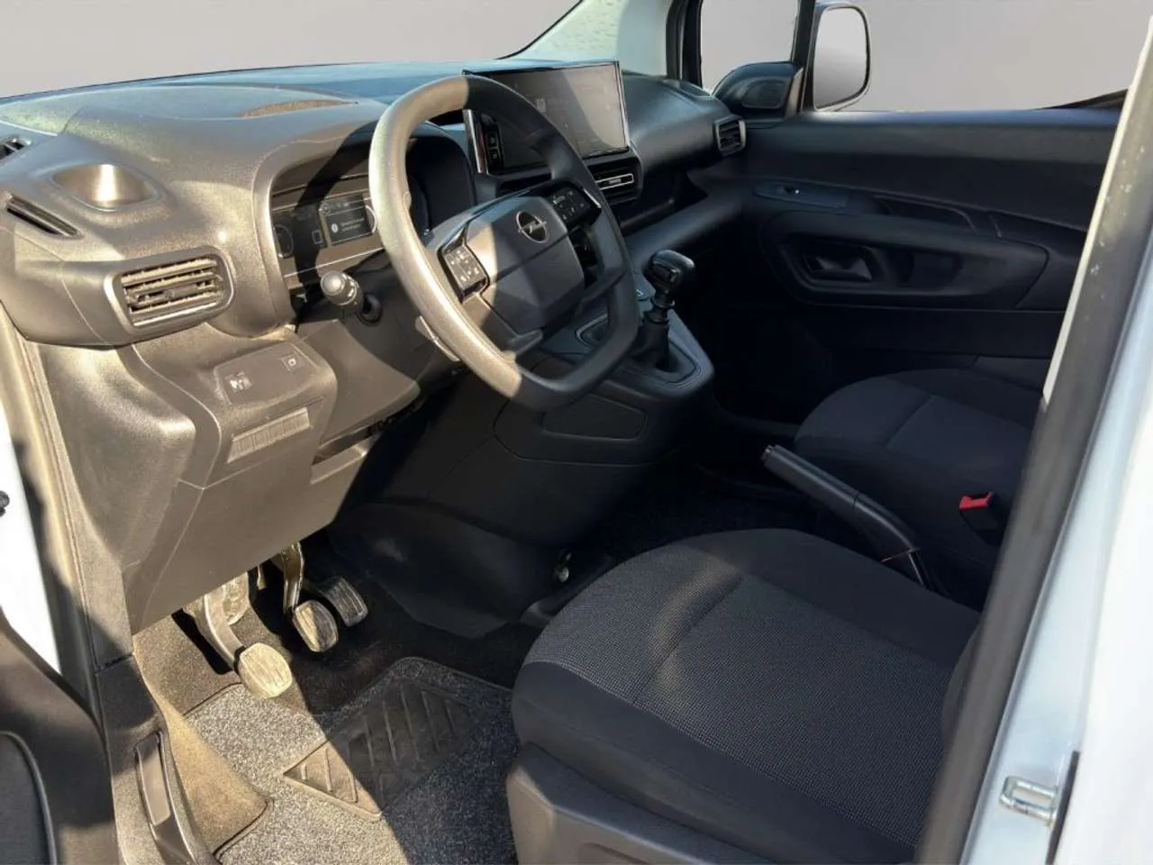 OPEL Combo 1.5 130CI ALLESTITO 2025 — foto 7
