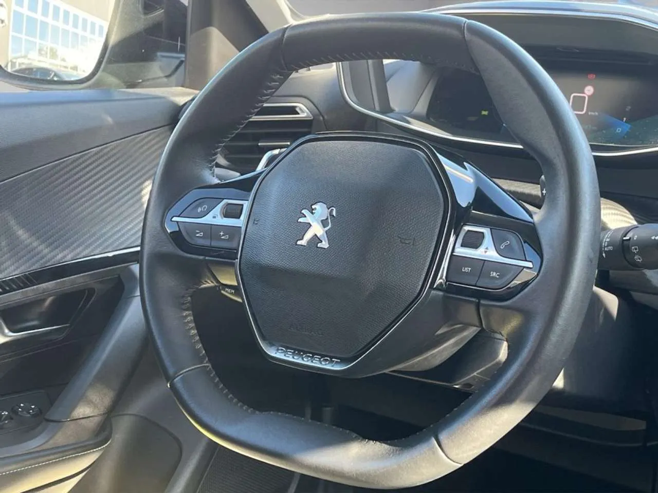 Peugeot 2008 1.5 130 CV AUTOCARRO N1 2022 — foto 11