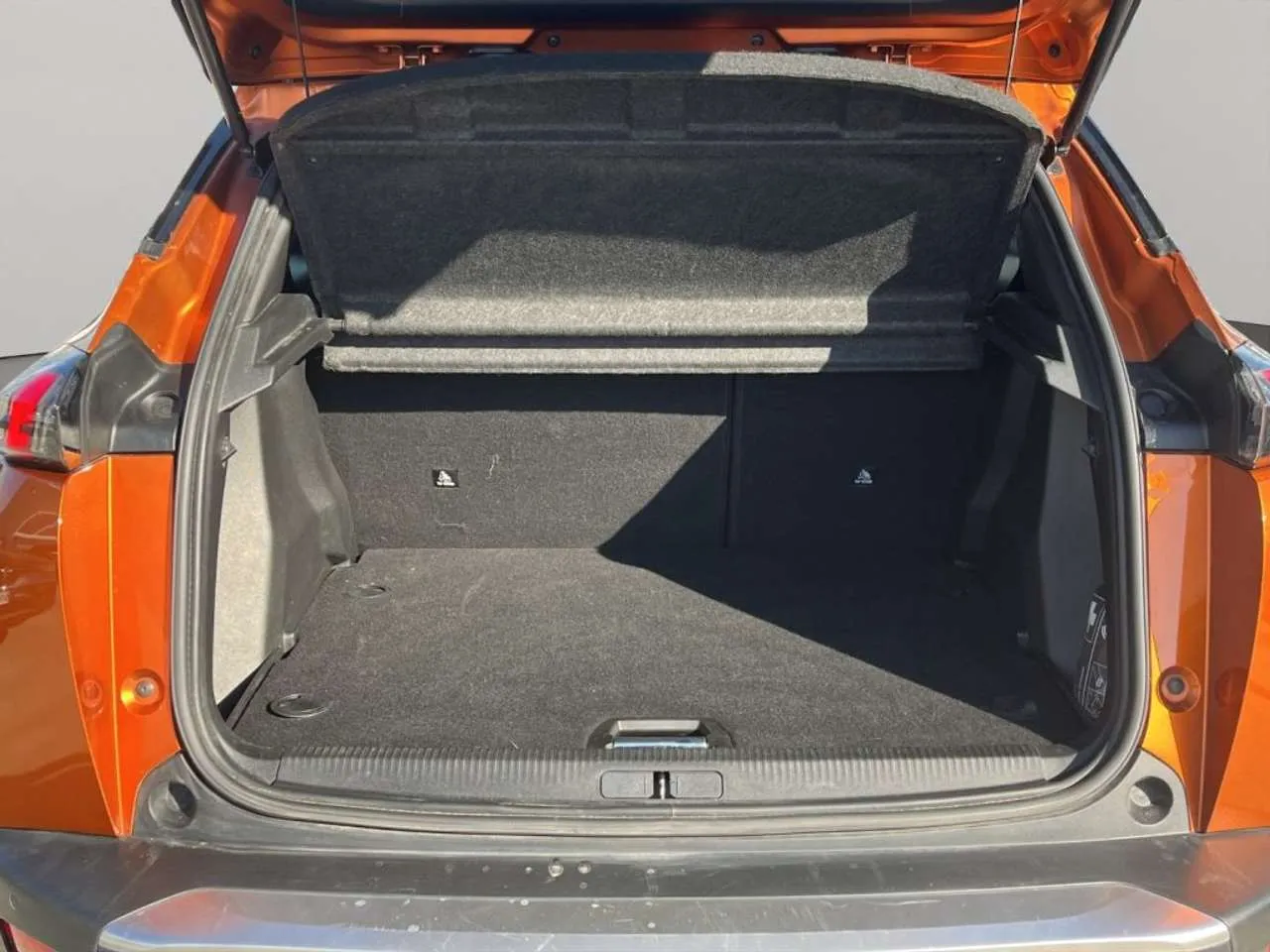 Peugeot 2008 1.5 130 CV AUTOCARRO N1 2022 — foto 15