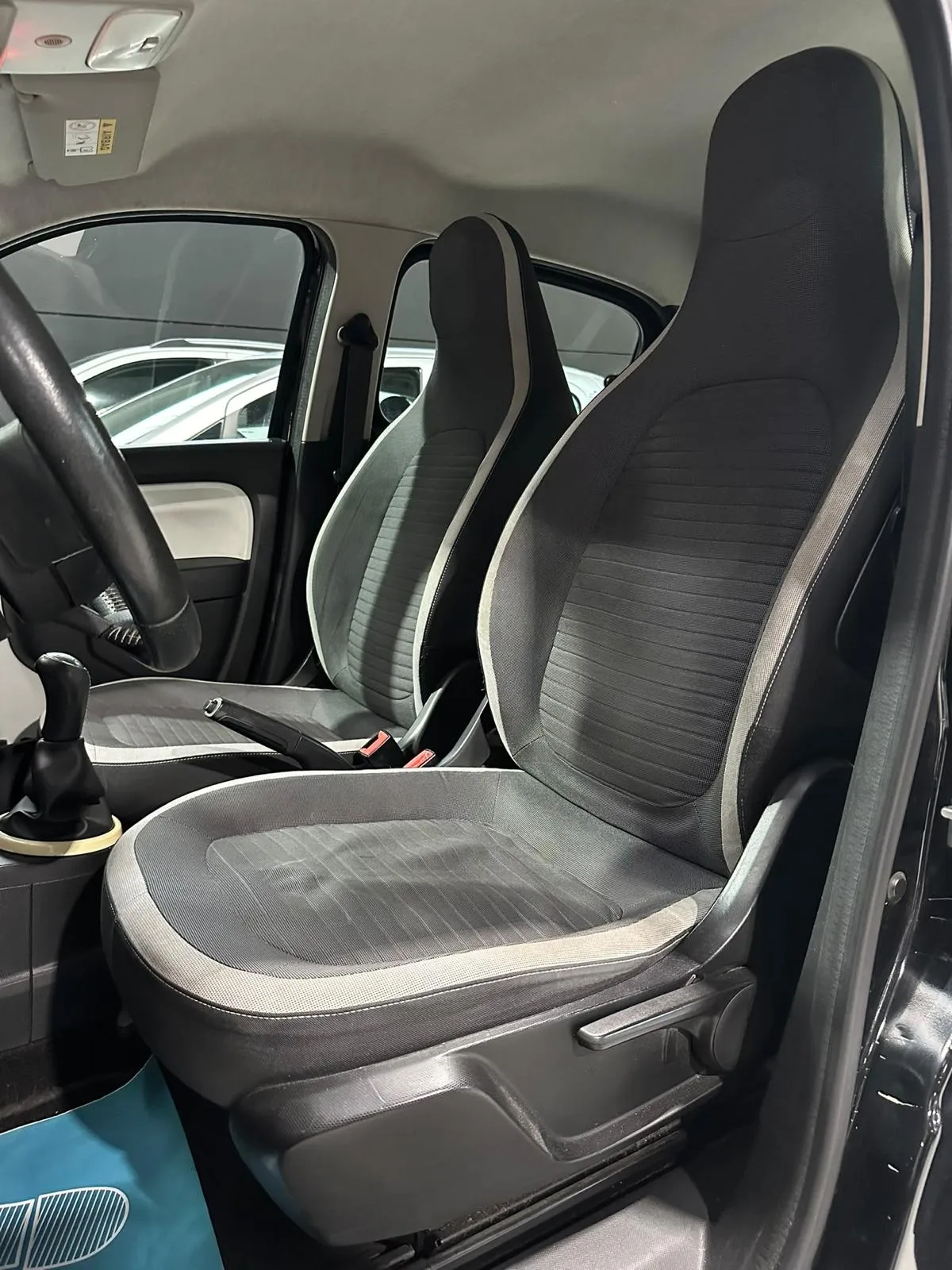 Renault Twingo Benzina Neopatentati 2015 — foto 8