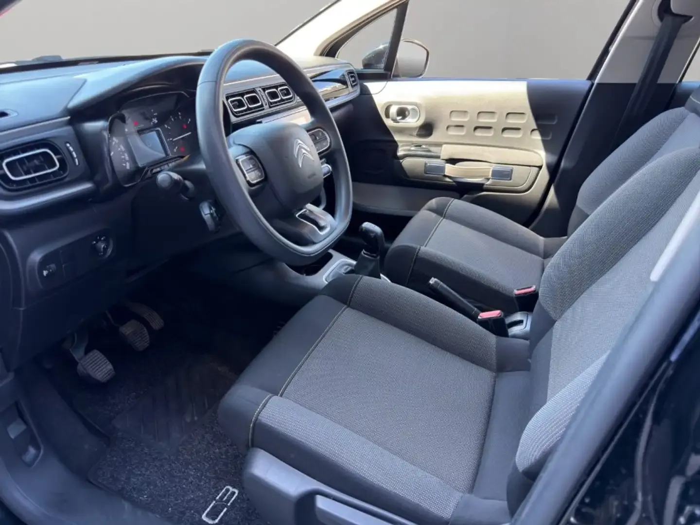 Citroen C3 1.2 puretech Shine s&s 83cv 2022 — foto 7