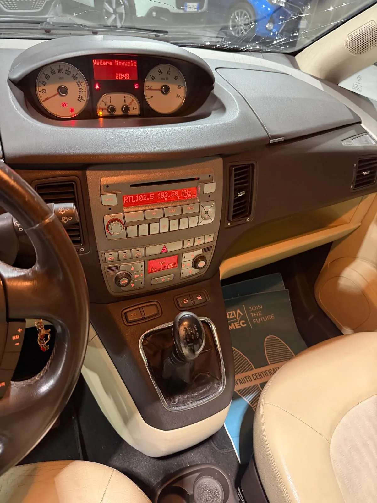 Lancia Benzina+Tetto+Pelle 2005 — foto 9