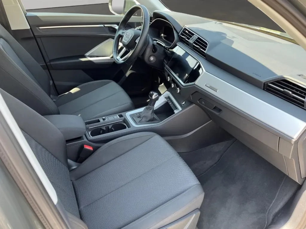Audi Q3 35 2.0 tdi Business Advanced s-tronic 2023 — foto 9
