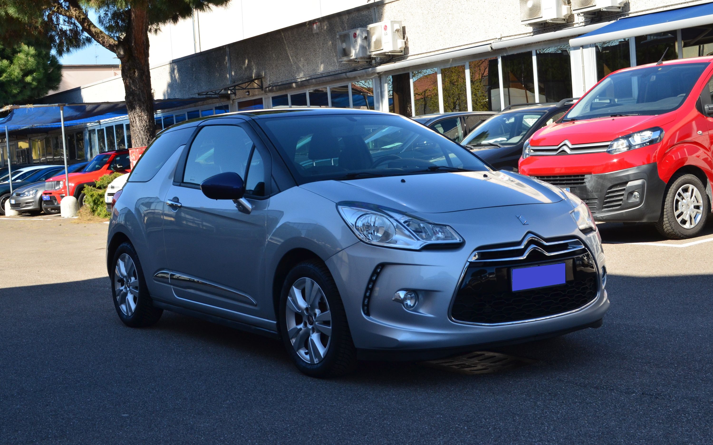 Citroen DS3 1.2 puretech (vti) So Chic 82cv 2013 — foto 4
