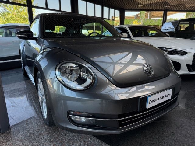 Volkswagen Maggiolino Cabrio 1.6 tdi Design 105cv dsg 2014 — foto 2