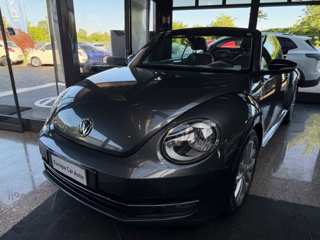 Volkswagen Maggiolino Cabrio 1.6 tdi Design 105cv dsg 2014 — foto 7