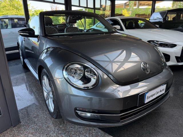 Volkswagen Maggiolino Cabrio 1.6 tdi Design 105cv dsg 2014 — foto 8