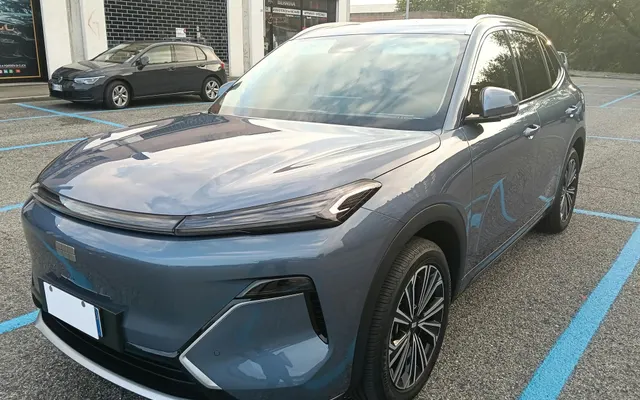 Geely Starray EM-i 1.5 phev Sky Blue Edition auto