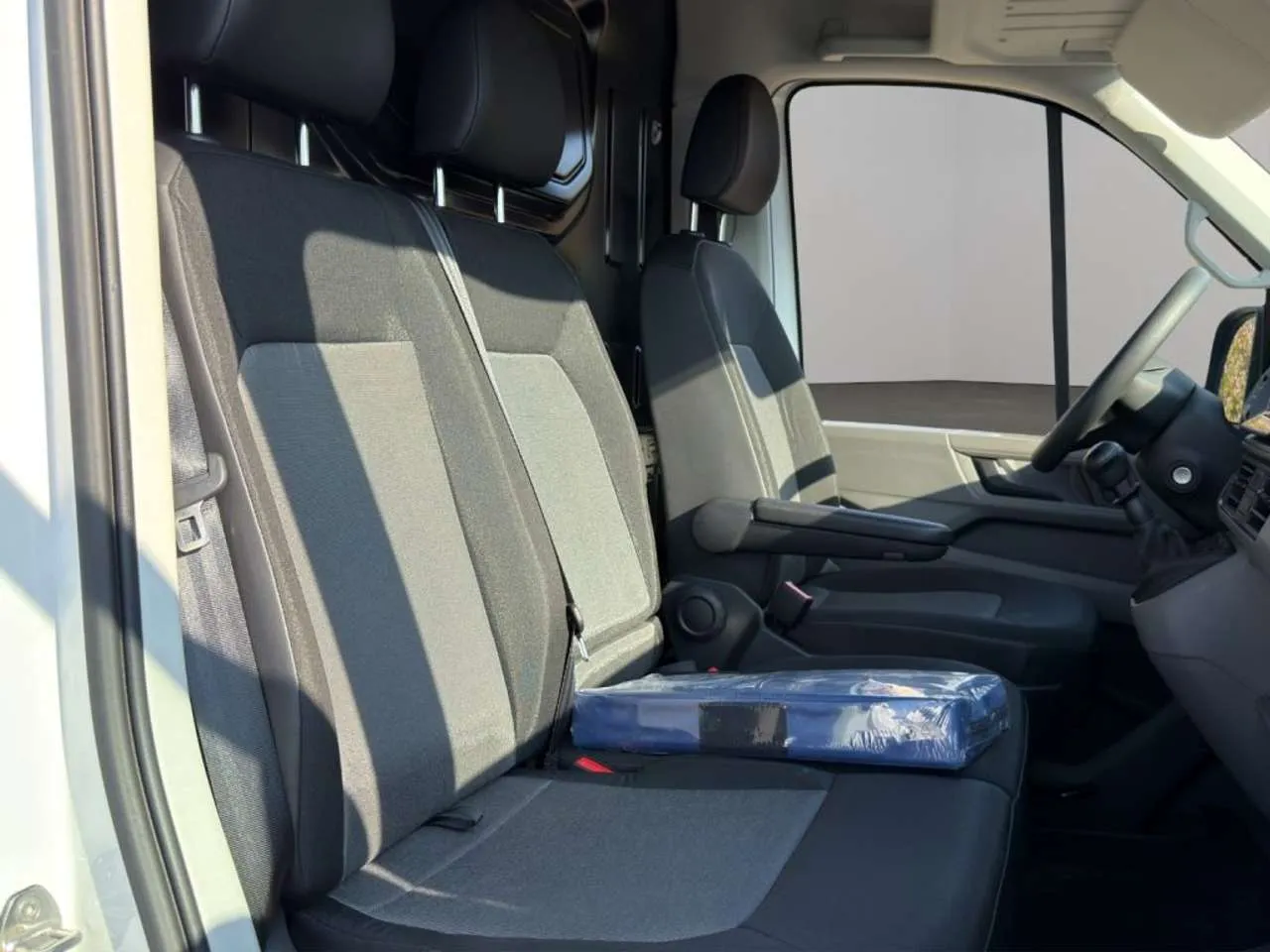 VOLKSWAGEN Crafter 2.0TDI 140CV L3H3 2025 — foto 8