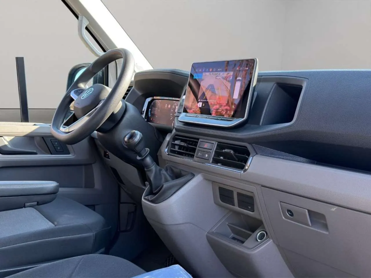 VOLKSWAGEN Crafter 2.0TDI 140CV L3H3 2025 — foto 9