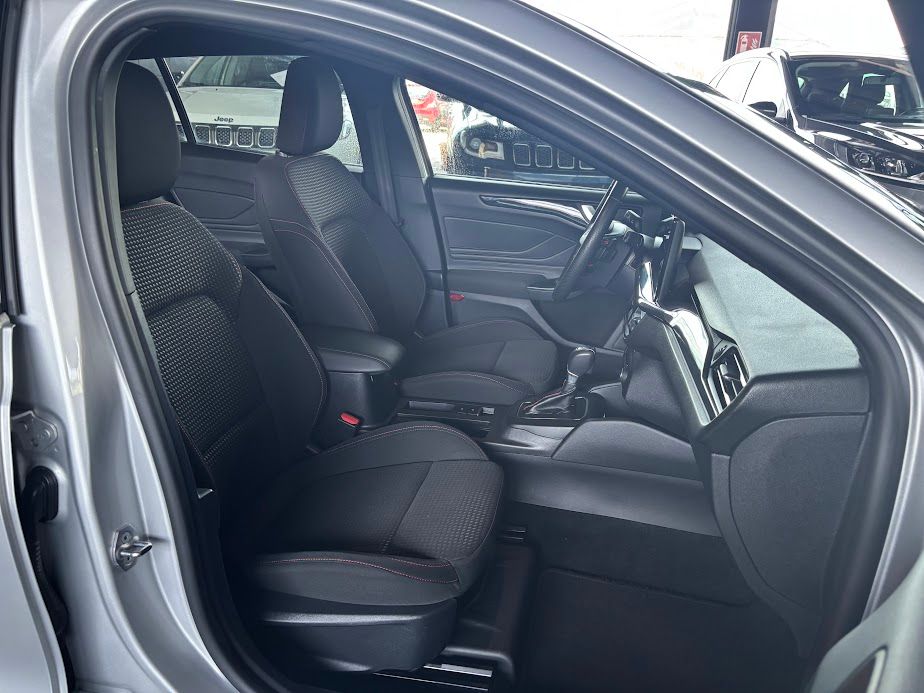 Ford Focus SW 1.0 ecoboost hybrid  ST-Line 125cv auto. 2023 — foto 11