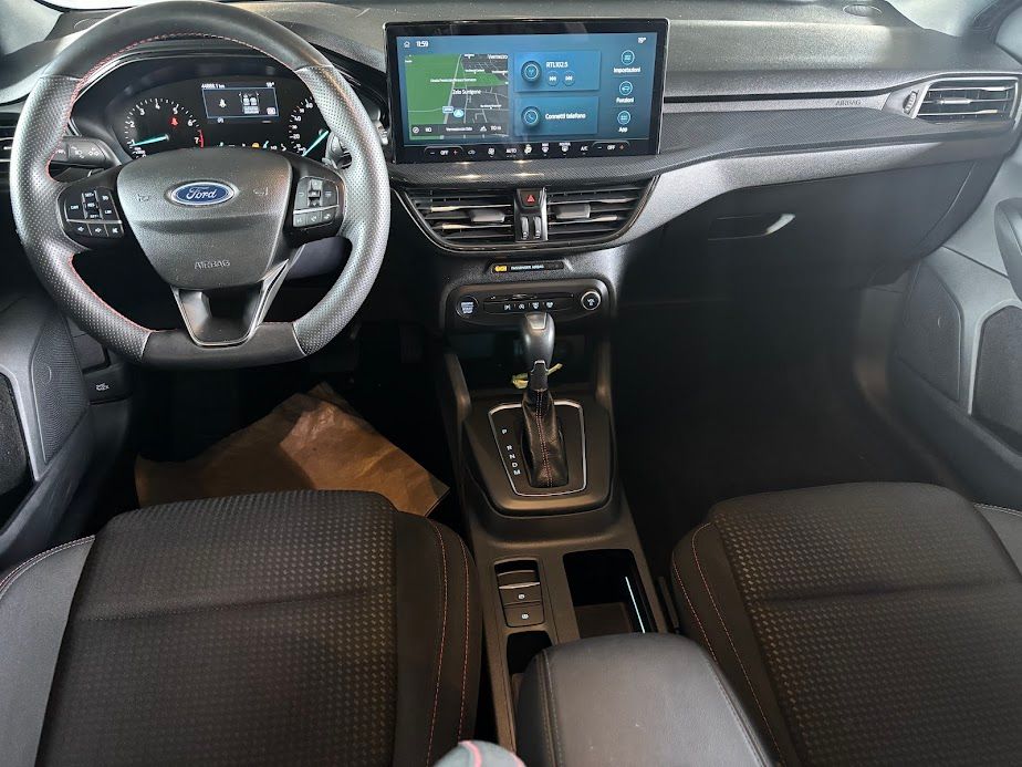 Ford Focus SW 1.0 ecoboost hybrid  ST-Line 125cv auto. 2023 — foto 13