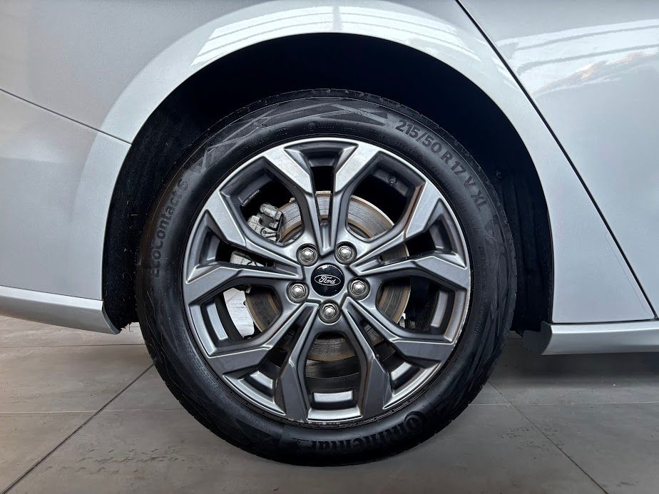 Ford Focus SW 1.0 ecoboost hybrid  ST-Line 125cv auto. 2023 — foto 7