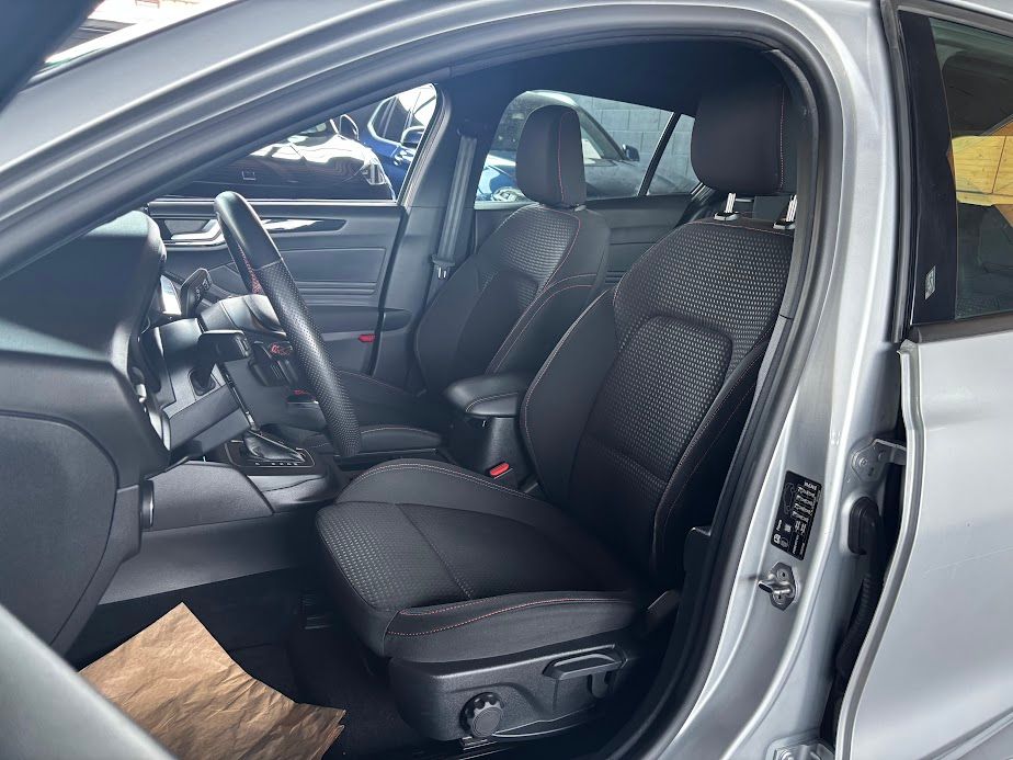 Ford Focus SW 1.0 ecoboost hybrid  ST-Line 125cv auto. 2023 — foto 8