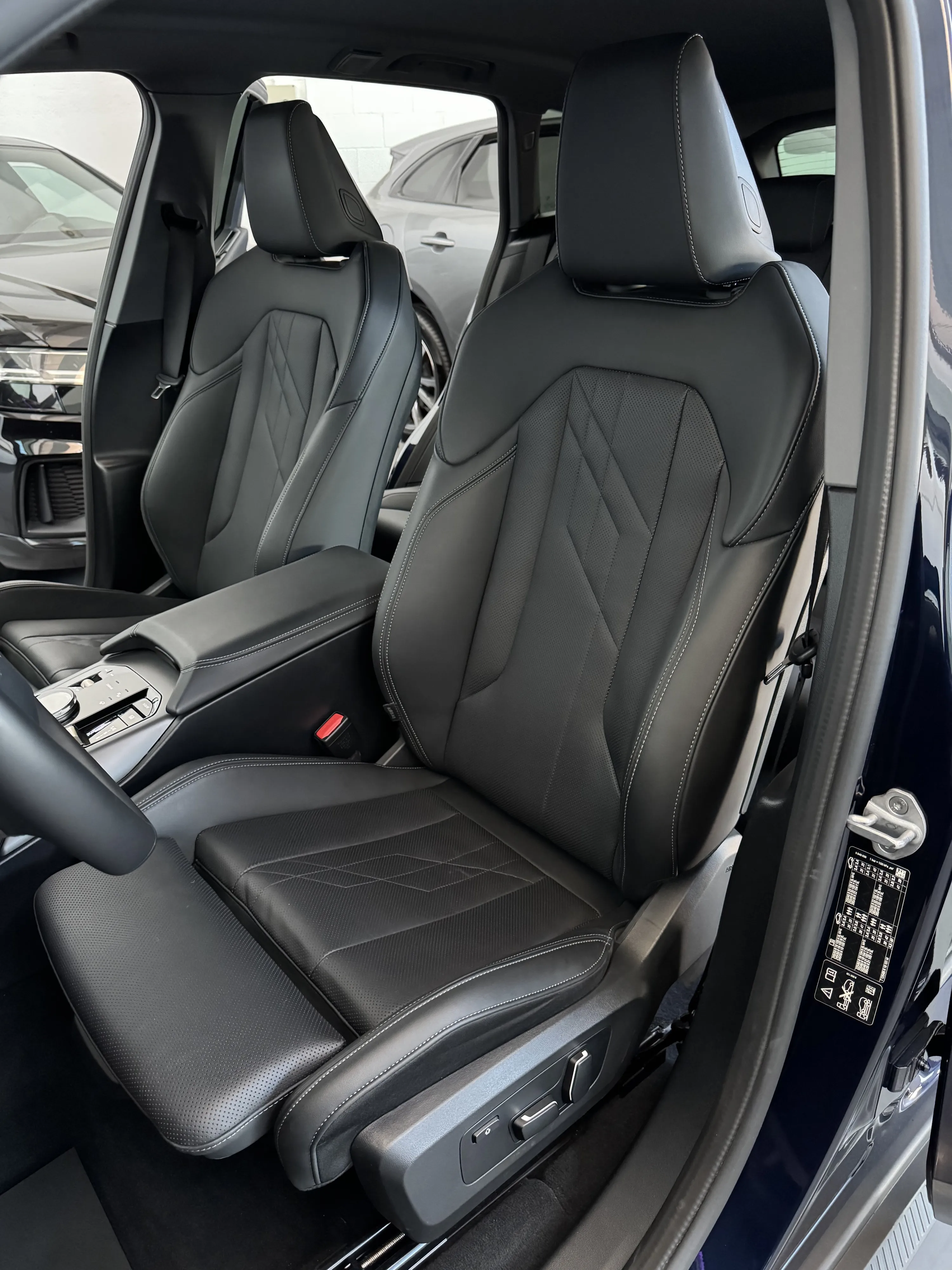 BMW X3 Xdrive 2.0cc 197cv Sedili riscaldati+ventilati Tagliandi ufficiali BMW IVA Esposta 2024 — foto 10