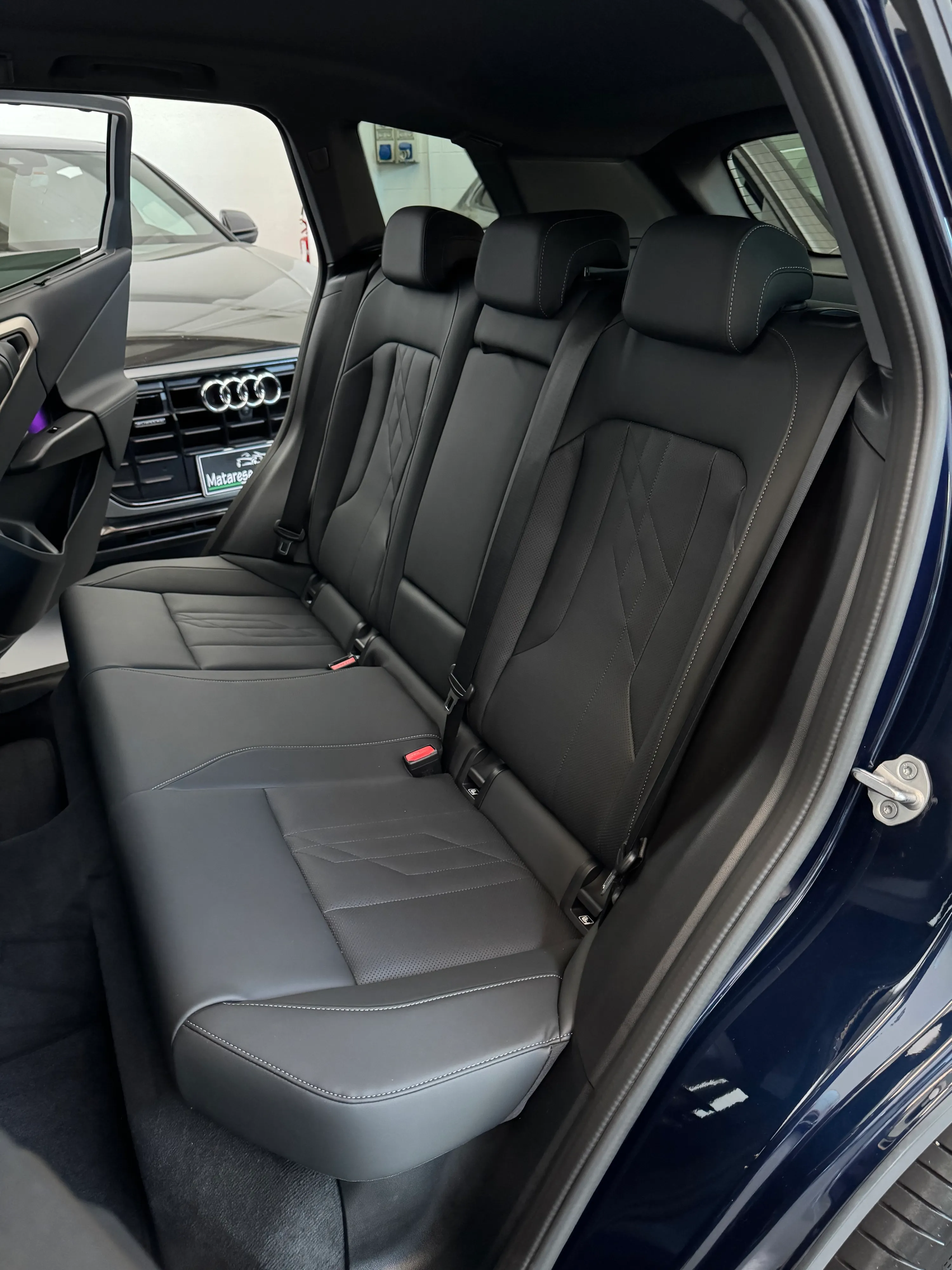 BMW X3 Xdrive 2.0cc 197cv Sedili riscaldati+ventilati Tagliandi ufficiali BMW IVA Esposta 2024 — foto 11