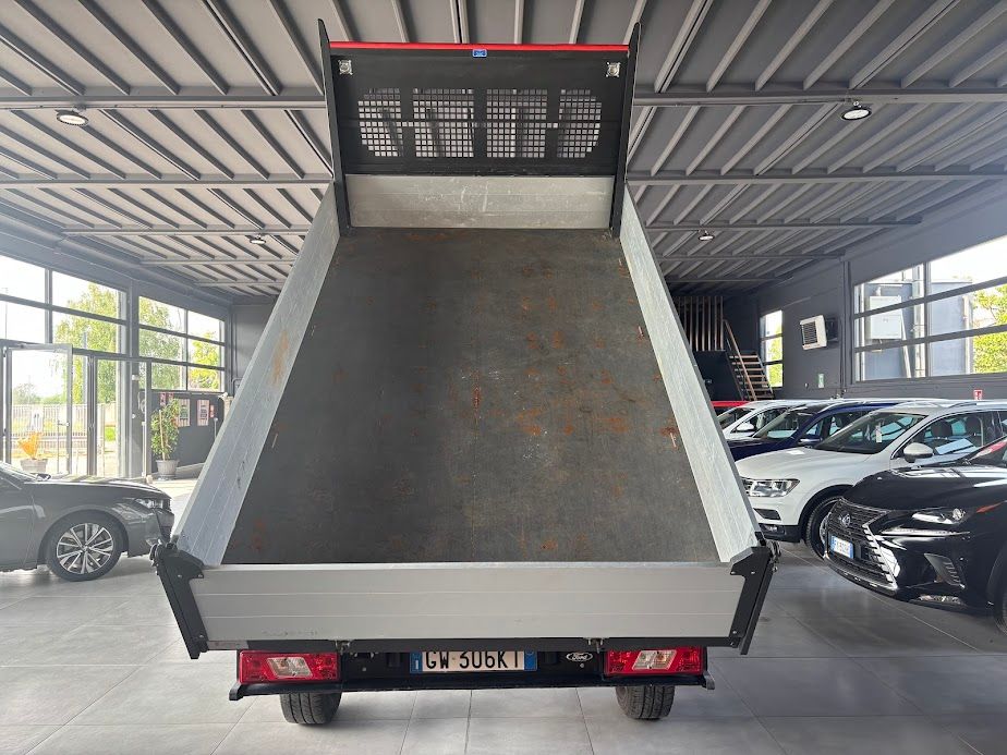 FORD Transit 350 2.0TDCI 130CV RIBALTABILE TRILATERALE 24.000KM 2024 — foto 4